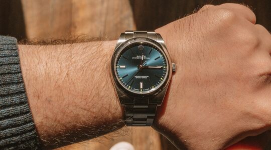 hoe strak moet een horloge om de pols zitten