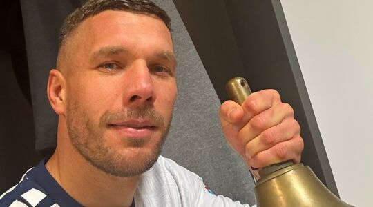 lukas podolski doner vermogen