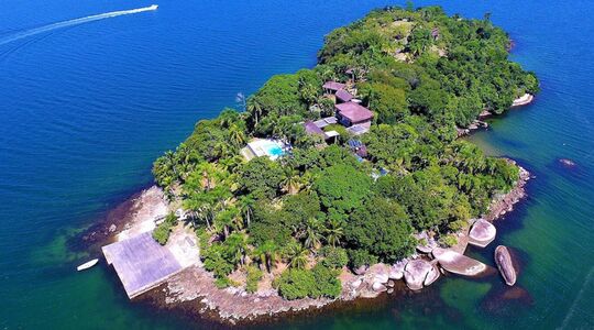 Illustratie voor: Een kijkje op het luxe privé-eiland bij Rio de Janeiro van Neymar Jr (9 miljoen euro)
