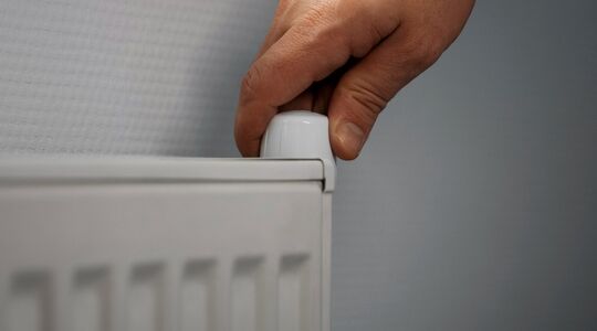 hoe verwarming ontluchten voor het eerst aan