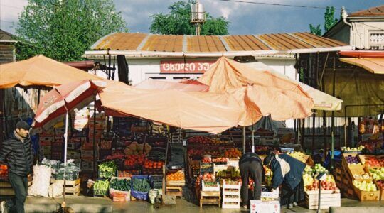 Boodschappen op een markt