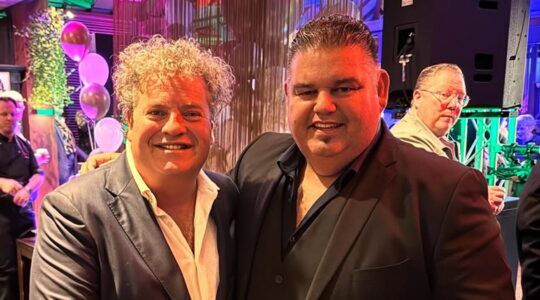 Django Wagner, de man die een nieuwe wagen kocht.