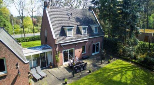 De woning van tv-ster Steven Brunswijk.