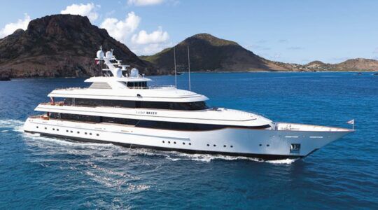 Het superjacht dat Kylie Jenner huurde.