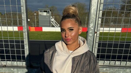 Voetbalster Ria Bose