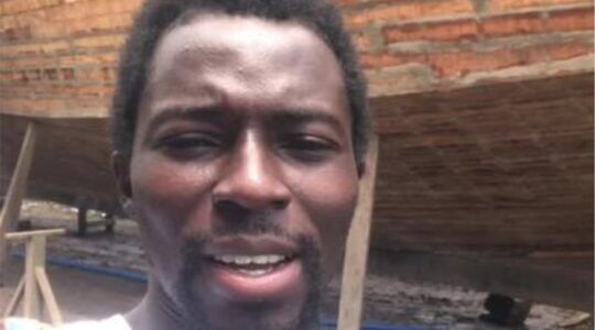 De man die zijn eigen Ark van Noach bouwt.