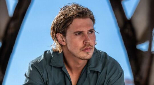 Austin Butler in Caught Stealing