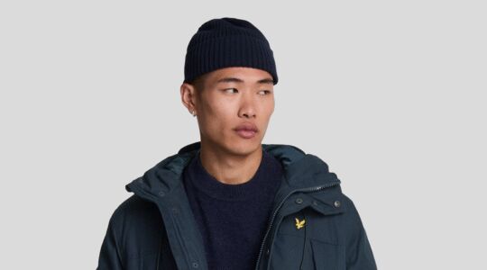 Een Lyle & Scotch jas die je nu bij de V&D kan kopen