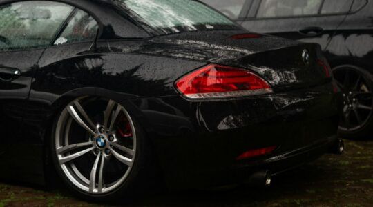 Een dure bmw, waar je een geschikte voertuigverzekering voor nodig hebt