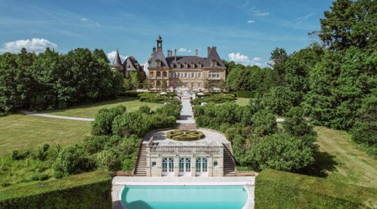 Het Domaine d’Essendiéras kasteel in kwestie