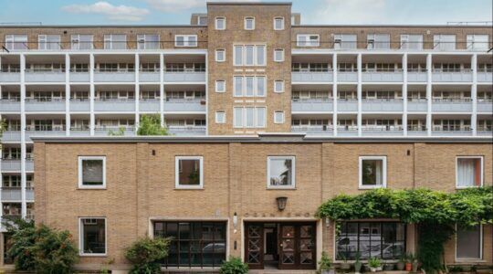 Het goedkoopste appartement van Amsterdam.