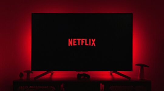 Een televisie met Netflix