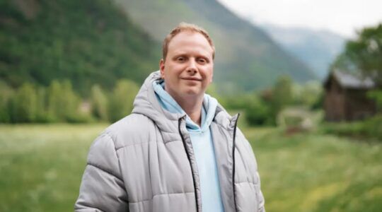 André uit Winter Vol Liefde 2026.