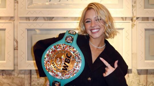 Sydney Sweeney, de actrice die een dure villa heeft.