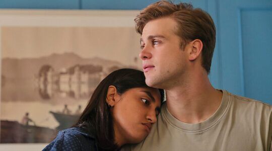 Ambika Mod en Leo Woodall in One Day