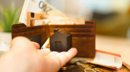 Een klein huisje en cashgeld