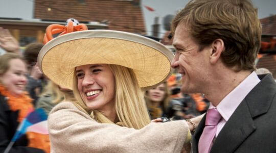 Máxima (Delfina Chaves) en Willem-Alexander (Martijn Lakemeier)