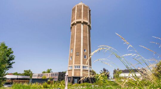 De op Funda aangeboden watertoren.