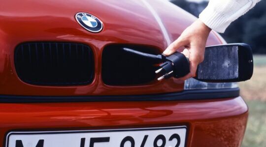 De voorzijde van de BMW E1