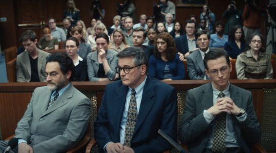 Stilbeeld uit "The Staircase" (2022) met Colin Firth