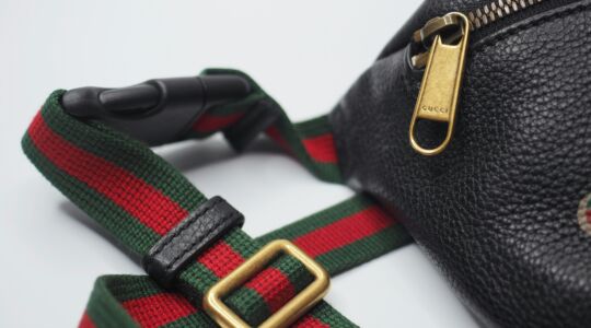 De details van een Gucci-tas