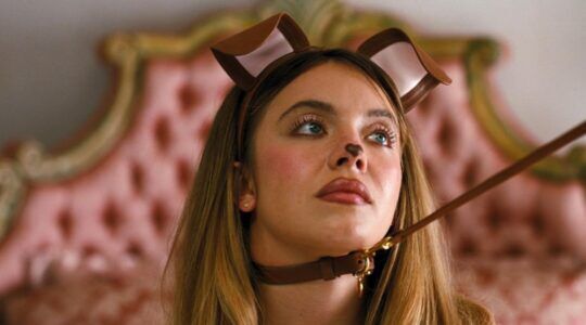 Sydney Sweeney als hond in Euphoria