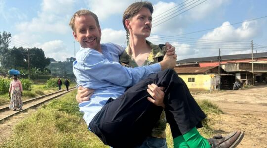 Bram Krikke die Daan Boom vast heeft.
