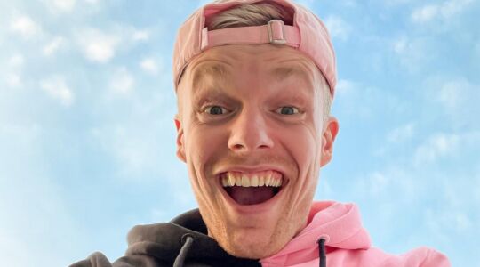 Enzo Knol, de YouTuber die een nieuwe, door Cars-geïnspireerde Lamborghini heeft gekocht