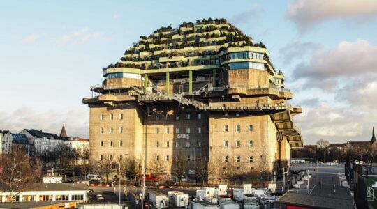 De WOII-bunker die nu als hotel fungeert.