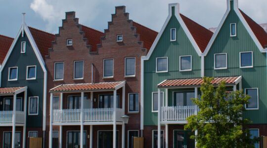 Woningen, waarvan de huizenprijzen een magische grens gaan bereiken.