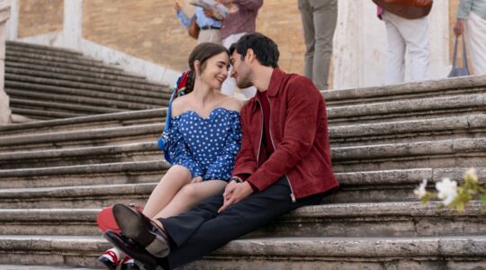 Lily Collins en Eugenio Franceschini in Emily in Paris