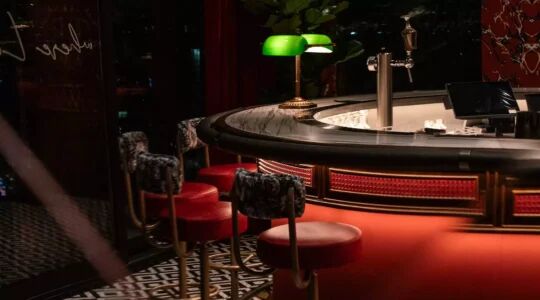 Ventuno Skylounge, een goed restaurant voor een date in Amsterdam