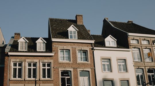 Een aantal huizen die wellicht goedkoper zijn geworden.