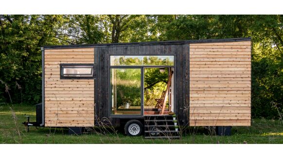 Dit tiny house heeft alles wat je nodig hebt