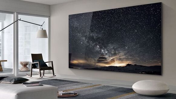 Deze nieuwe Samsung Tv heeft een formaat van 219 (!) inch