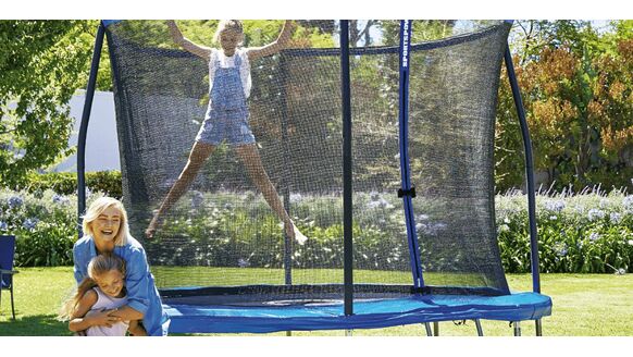 Aldi komt met spotgoedkope, grote trampoline met veiligheidsnet