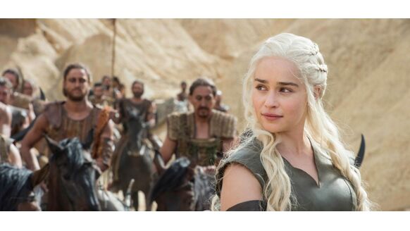 Emilia Clarke (Game of Thrones) verloot maar liefst 12 dates met haar