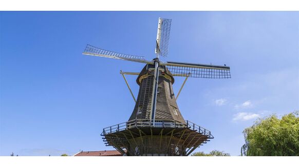 Nu te koop op Funda: molen omgetoverd tot stijlvol huis met 5 verdiepingen