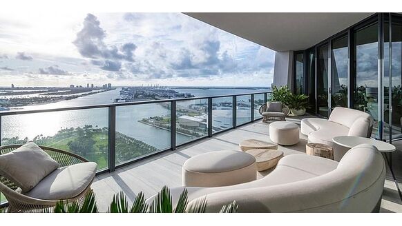 Binnenkijken in het $24 miljoen kostende Miami penthouse van David en Victoria Beckham