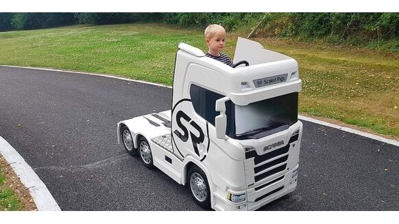 Deze mini-vrachtwagen is hét speeltje voor de jongste truckers