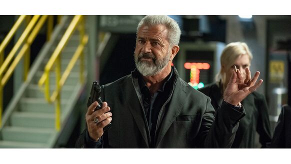 De harde actiefilm ‘Boss Level’ met Mel Gibson is vanaf nu thuis te zien