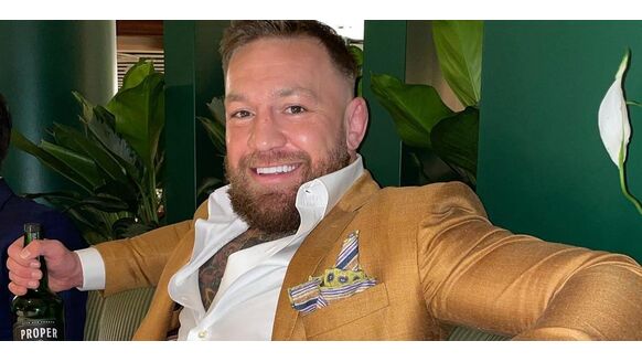 Conor McGregor laat zijn jaloersmakende ondergrondse drankkast zien