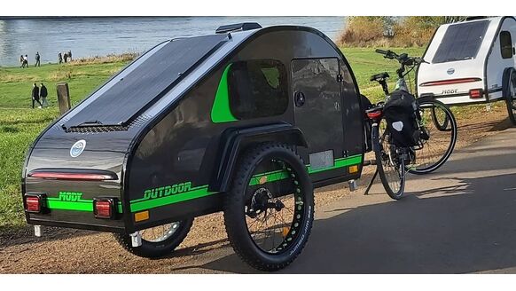 Duits bedrijf komt met een eenpersoons caravan voor je e-bike