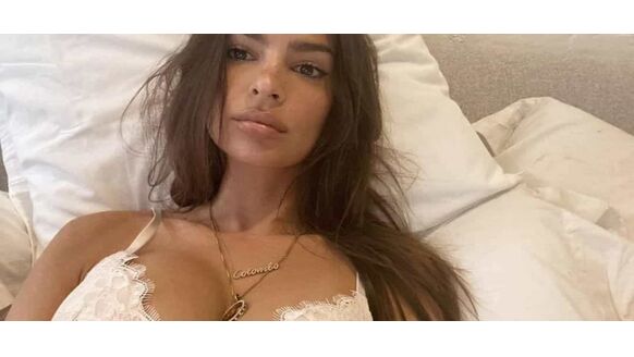 Emily Ratajkowski kondigt nieuwe relatie aan en heel de wereld is stomverbaasd