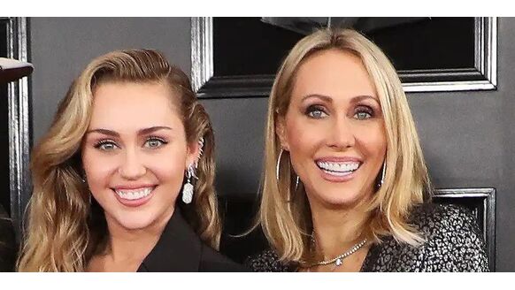 Maak kennis met Tish Cyrus, de bloedmooie moeder van zangeres Miley Cyrus