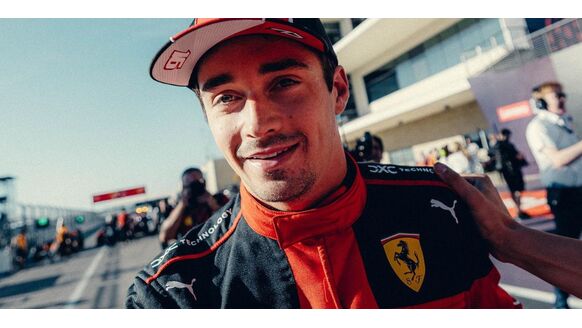 Charles Leclerc krijgt mega salarisverhoging en gaat ‘Max Verstappen-bedrag’ verdienen