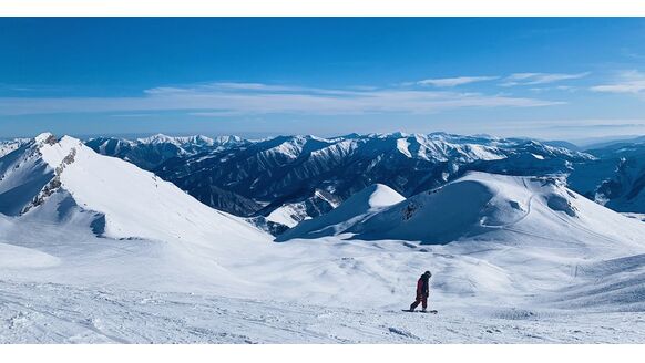 Zoveel kost een dagje in het goedkoopste skigebied van Europa