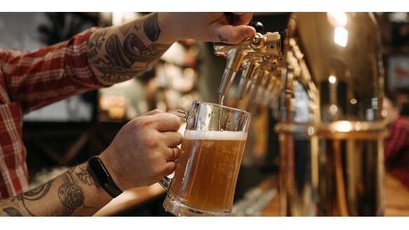 In deze Europese stad is een halve liter bier het goedkoopst