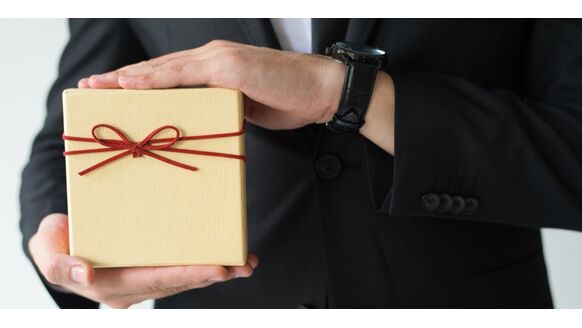 Creatieve ideeën voor relatiegeschenken: originele en gepersonaliseerde cadeauopties voor zakelijke partners en klanten