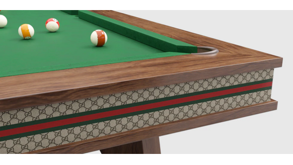 Gucci onthult dé #1 must-have voor jouw mancave: luxe pooltafel t.w.v. € 95.000.-